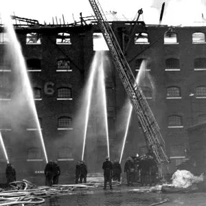 Blitz in London -- Surrey Commercial Docks, WW2