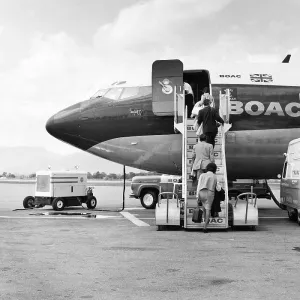 Boarding a Boac 707