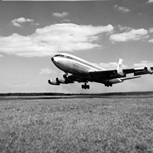Boeing 707 in Pan American markings