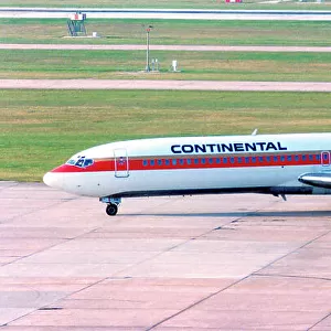 Boeing 727-224 N88701