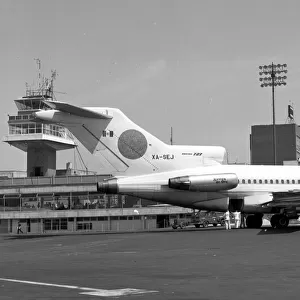 Boeing 727-64 XA-SEJ