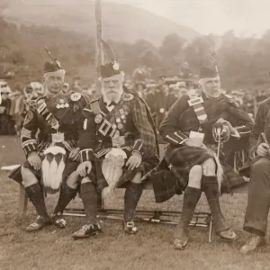 Braemar Gathering, men in kilts