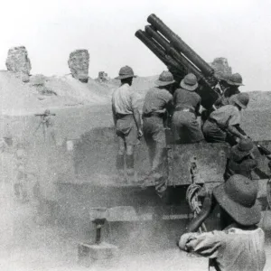 British artillery in action, Mesopotamia, WW1