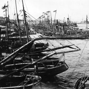 British drifters in harbour, Taranto, Italy, WW1