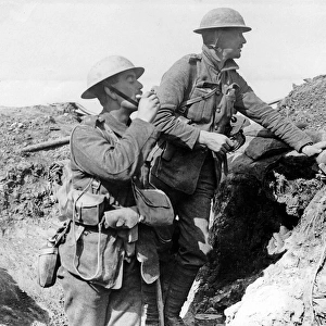 Two British soldiers in a trench, WW1