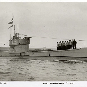 British submarine L23 with crew on deck