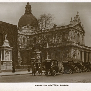 Brompton Oratory, London - with cab rank