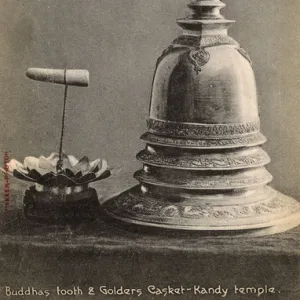 Buddhas Tooth and Golden Casket - Kandy, Sri Lanka