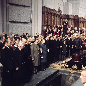 Burial of Francisco Franco in the Basilica of the Valle de l