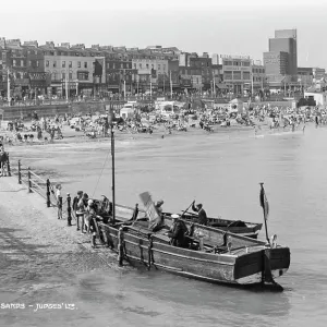 Busy Day at Margate Sands Busy Day at Margate Sands