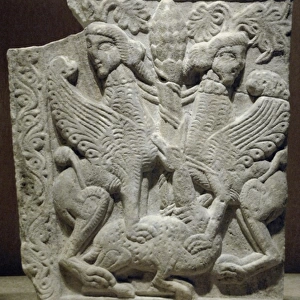 Byzantine art. Tree of life between two sphinxes treading a