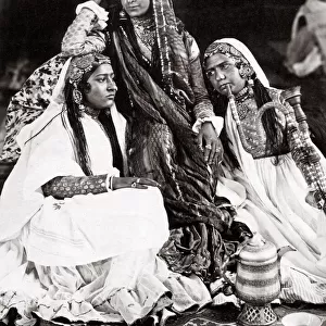 c. 1880s India - nautch or dancing girls dancers
