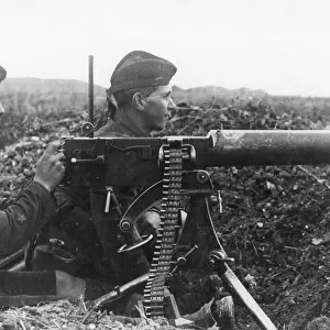 Cameron Highlanders with Maxim gun, WW1