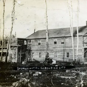 Canada - Ontario - Mining Town - Porcupine City - Shuniah Hotel with two guests