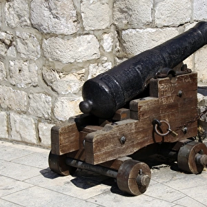 Cannon on the wall. Dubrovnik. Croatia