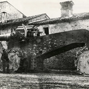 Captured Italian gun, Zompicchia, Italy, WW1