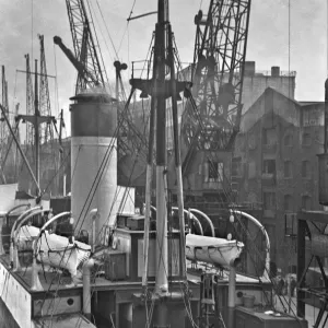 Cargo ship with cranes