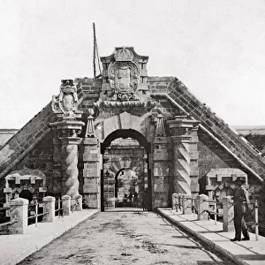 Castle Gate, Syracuse, Sicily, Italy, c1890