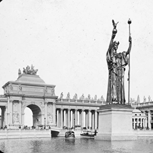 Chicago Worlds Fair - Republic Statue