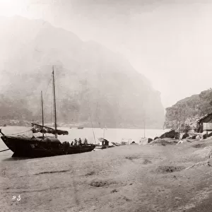 China c. 1880s - gorge on the Yangtze river