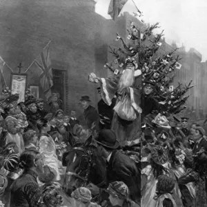 Christmas day at the Hackney street shrines, London, 1916