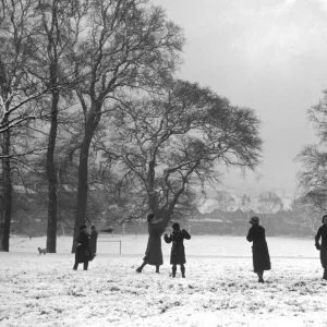 Christmas Snowballs 1939