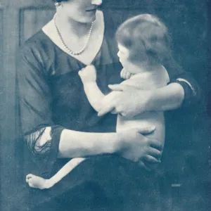 Clementine Churchill with daughter Marigold