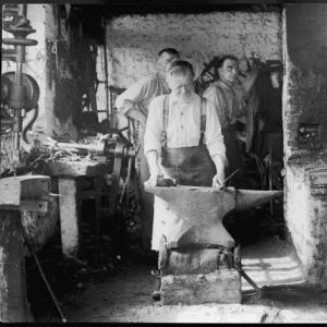 Cockney Blacksmith / 1932