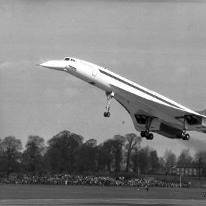 Concorde 002 takes-off from Filton on its maiden flight