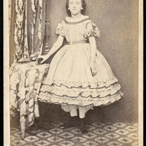 Costume / Girl / Photo 1860S