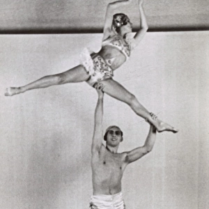 Dance, Ballet - two dancers demonstrating lifts and poses