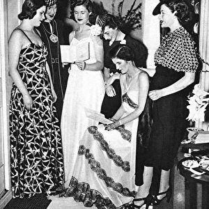 Debutante dress show 1939