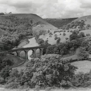 DERBYSHIRE COUNTRYSIDE DERBYSHIRE COUNTRYSIDE