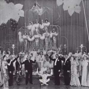 Dinner and supper shows Plaisirs de Paris and Montmartre a M