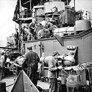Dockyard Workers on board HMS Coventry, Second World War