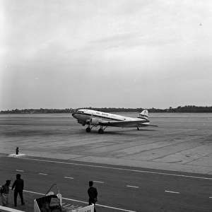 Douglas DC-3 G-AGKE Gulf Aviation Bahrain 1970