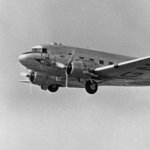 Douglas DC-3 G-AGNG BOAC in flight