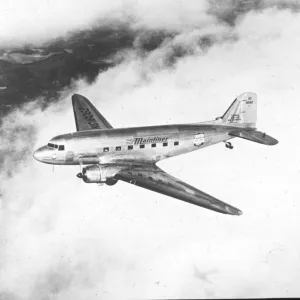 Douglas DC-3 NC16062 of United Air Lines