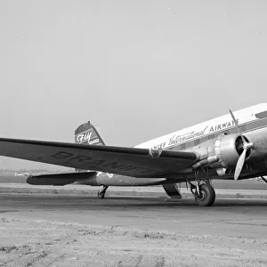 Douglas DC-3A N34952