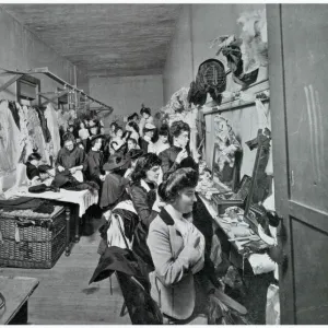 Dressing room at New York Theatre 1905