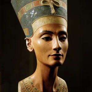 Egyptian art. Nefertiti bust. Limestone and stucco. Neues Mu