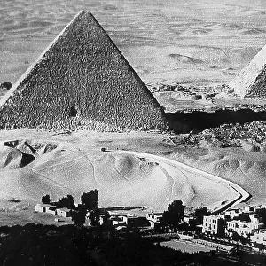 Egyptian Pyramids and the Mena House Hotel early 1900s