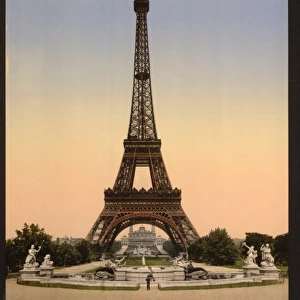 Eiffel Tower, full-view looking toward the Trocadero, Exposi