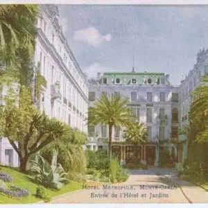 Entrance and gardens - Hotel Metropole, Monte Carlo