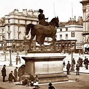 Equine statue of Queen Victoria, Liverpool