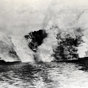 Explosion at sea, WW1