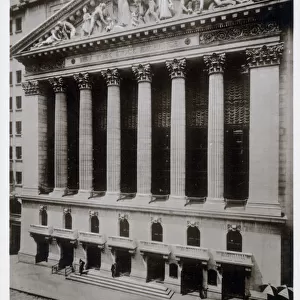 The facade of The New York Stock Exchange, NYC, USA
