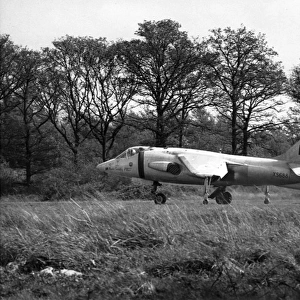 The first Hawker Siddeley Kestrel FGA1 XS688