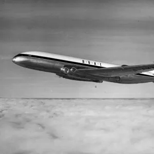 The first production de Havilland DH106 Comet 2 G-AMXA