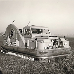 The first Vickers Hovertruck